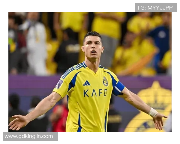 足球明星中谁的技术水平最为出众引发球迷热议与讨论 足球明星中谁的技术水平最为出众引发球迷热议与讨论