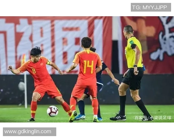 重庆足球队在世界杯中的心理素质分析与表现评估 重庆足球队在世界杯中的心理素质分析与表现评估