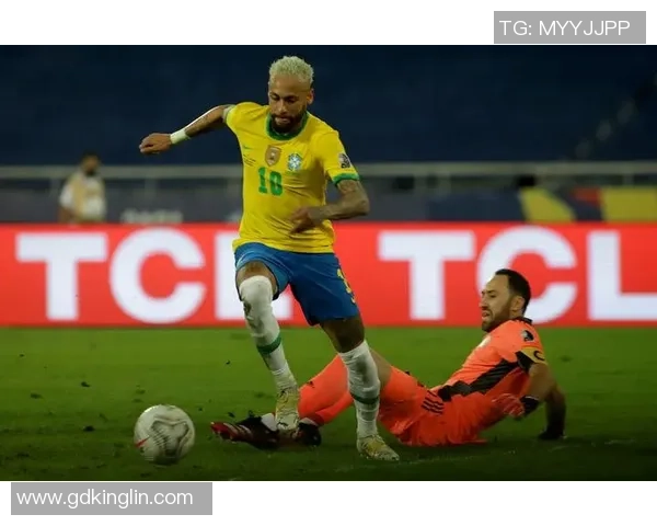 洲际杯特别报道：广州足球队的奋斗经历