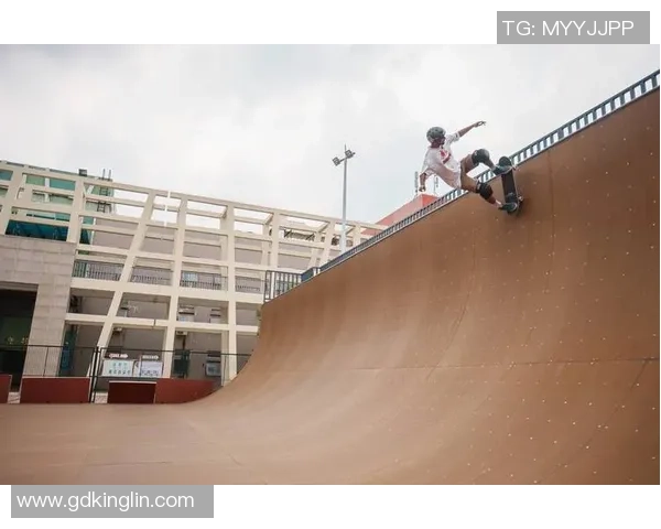 滑板纪实：记录北京滑板队的成长故事